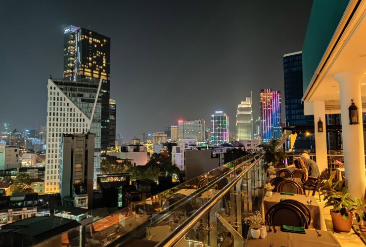 Best Luxuly Rooftop View Hotel in Ho Chi Minh city, Vietnam